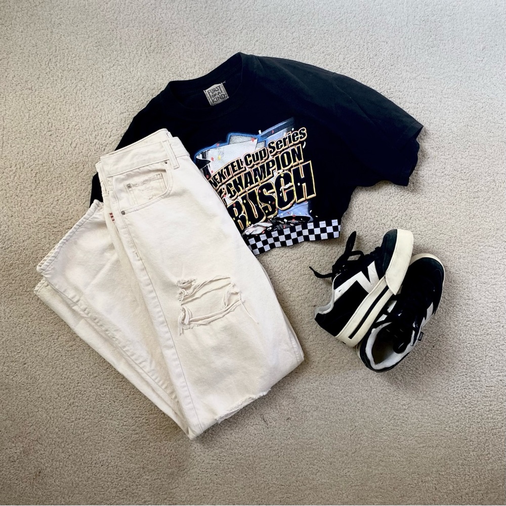 BDG distressed jeans